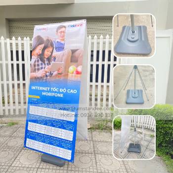 Standee X cản gió hai mặt